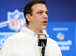 Profile for Hayley Lewis Sports Anchor/Reporter