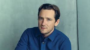 Lessons in Chemistry Star Lewis Pullman Becoming a Twitter Crush