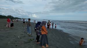 Image result for Pantai Lhok Bubon