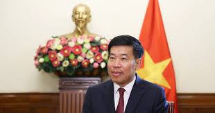 Thứ trưởng Bộ Ngoại giao Nguyễn Mạnh Cường