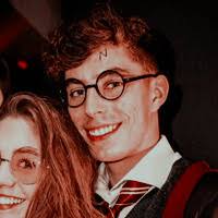 Keduanya sudah bersama sejak kecil dan sophia adalah seorang penggemar berat sepak bola. Haphia Matching Icons Havertz Sophia