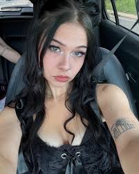 lilly rogers (@lillyyrogers) • Instagram photos and videos