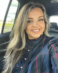 Darla Rhodes's Instagram, Twitter & Facebook