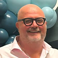 Pio per sempre”: lo Spezia omaggia Pio Esposito 🦅⚪️⚫️ All'intervallo della  sfida di Coppa Italia contro la Sampdoria, vinta poi ai rigori dai  bianconeri, il club spezzino ha omaggiato Pio Esposito con