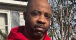 Marcus Travis's Instagram, Twitter & Facebook