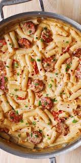 Cremige Mozzarella Nudeln Mit Geraucherter Wurst Einfache Rezepte Fur Das Abendessen Unter Der Woche Rezepte Rezepte Zum Abendessen Gerichte Mit Nudeln