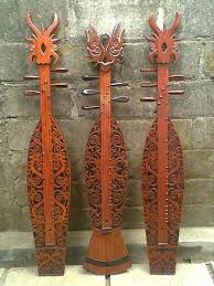 Jenis alat musik tradisonal di indonesia terbilang sangat banyak dan beragam. Sape Traditional Sarawak Dayak Tribe Musical Instruments Indonesian Art Sarawak Culture Art