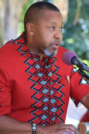 My president Dr Saulos Klaus Chilima is both WISE and BRILLIANT Ngati dziko  tizithokoza Mulungu chifukwa cha MPHATSO ya Dr Chilima Kulankhula ngati  asasiye kumva kukoma kutsitsa mfundo👏👏👏 On Our Way To