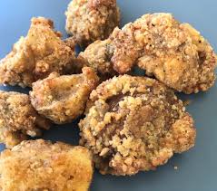 Coat mushrooms with flour, lightly tap to remove excess flour. Easy Air Fryer Mushrooms The Frugal South