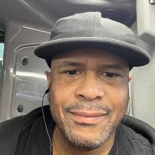 FAIR SHOT.. SPIKE LEE: Believes the NBA officials are 'Rigging' the series  in favor of Haliburton's Pacers. Wants the calls to be MORE transparent  against New York Knicks. “Everytime Knicks take lead,