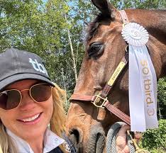 Congratulations 🎊 to both Megan and Alison who participated and competed  in one of North America's premier equestrian event, in Thunderbird Show  Park near Vancouver‼️ 🐴 🐎