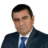 50+ perfiles de «Oscar Ramiro»