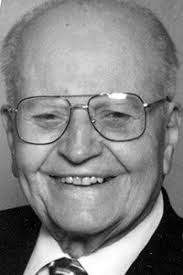 Oval Louie Fields (1909-2003)