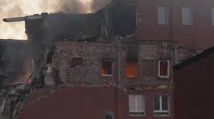 Da das haus einsturzgefährdet sei, zögen sich die ermittlungen in die. Grosseinsatz Explosion In Hamburg Rtl De