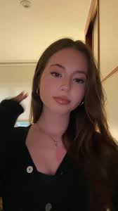 Vídeos de oliviablanes (@oliviablanes) con «Single