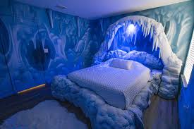 July 23, 2016 | 5 comments. Photos Unique And Huge Star Wars Themed House You Can Stay At