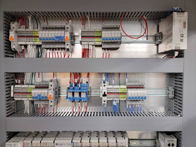 What is Control System Integration? A Beginner's Guide to Industrial  Automation