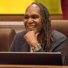 It's only the middle of May but it feels like summer already, which means  there's plenty of things going