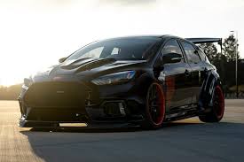 Register for an account, it's free and it's easy, so don't hesitate to join the explorer st forum today! Insane Ford Focus St Has Mustang Coyote V8 And Rwd Carbuzz