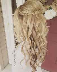 Wwv Hairstylestrends Me Wedding Hair Down Curly Wedding Hair Hair Styles