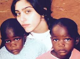 Ini Esther dan Stella, Anak Kembar yang Diadopsi Madonna dari Malawi