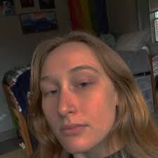 Hallie Webb (@halliewebb14)