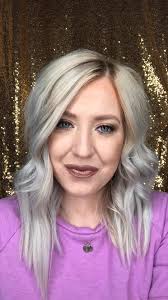 Does anyone have any ideas as to why one side of my hair grows and the  other side doesn't? 🤷‍♀️