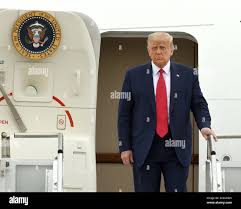 Waukegan, Illinois, USA. 1st Sep, 2020. The presidential motorcade prepares  to leave the Waukegan National Airport. United States President DONALD J.  TRUMP arrived on Air Force One at Waukegan (Illinois) National Airport