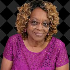 Erma Cooper's Instagram, Twitter & Facebook