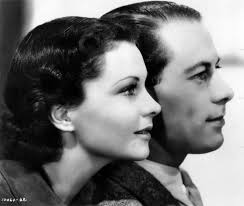 Vivien Leigh and Rex Harrison starred together in "Storm In A Teacup," in  1937. It was their first pairing; they would later star in "Sidewalks of  London" together. #VivienLeigh #ВивьенЛи