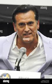 Campbell bruce hi-res stock photography and images