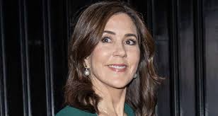 Grøn og helt genial: Kronprinsesse Mary i superflot dansk kjole