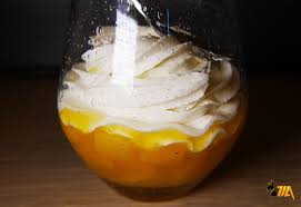 Un De Mes Desserts Preferes Les Peches Chantilly De Bonne Maman En Voici La Recette Recette Realisee Au Cook Expert Dessert Recette Cook Expert Bonne Maman