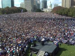 At least 80,000 people in the uk are estimated to pose a sexual threat to children online, the home secretary is to reveal. Obama In St Louis 100 000 Community Matters