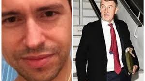 Premiér andrej babiš se o víkendu vydal do ženevy za svým nemocným synem. Babisuv Syn Tvrdi Ze Ho Unesli Na Krym Premier Mezitim Dorazil Do Mekky Mafianu G Cz