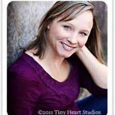 Amy Bergstrom (@amyntbergstrom)