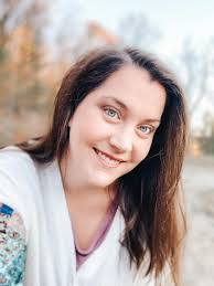 Cher Buchanan's Instagram, Twitter & Facebook