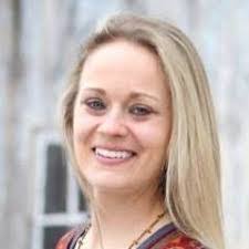 Heather Quiroz's Instagram, Twitter & Facebook