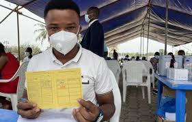Se continúa llevando adelante la campaña de vacunación a vecinos y vecinas de nuestra ciudad contra el covid 19, llegando a aplicarse la misma en el día de hoy un total de 240 personas. Gnuds En Benin Se Lanza La Campana Nacional De Vacunacion Contra La Covid 19