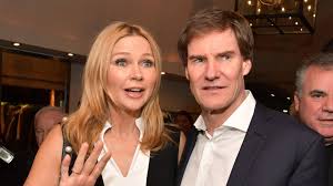 Mehrmals im jahr verzichtet der finanzunternehmer auf feste nahrung und stärkt dadurch zugleich die selbstdisziplin. Warum Es In Der Ehe Von Carsten Maschmeyer Und Veronica Ferres Manchmal Kriselt
