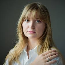 Amanda Sneed's Instagram, Twitter & Facebook