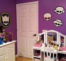Time to change up my little girls room! 42 Monster High Wallpaper For Bedroom On Wallpapersafari