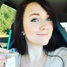 Karissa Doty (@alilcrunchy)