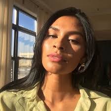 Victoria Seng's Instagram, Twitter & Facebook