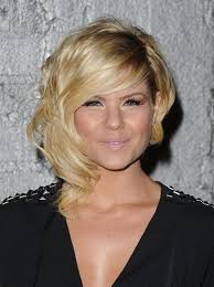 It's ideal for a red carpet event or other special occasion. Different Chin Length Bob Haircuts Women Hairstyles