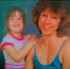 Could someone pls take the blurriness off this for me🙏🏼