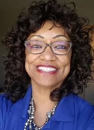 Gloria Shipman's Instagram, Twitter & Facebook