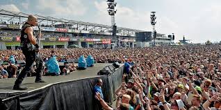 Karten sind für das legendäre musikspektakel kaum noch zu ergattern. Live Nation Commends Its Security Measures At Rock Am Ring