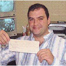 Stream Sandra Candia