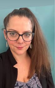 Who can provide photography services for a family reunion in Helen, Georgia?